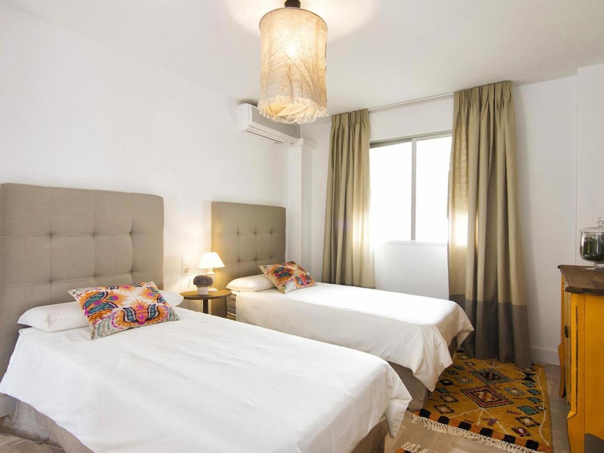 Glow And Elegant Apartment In Granada Center Free Parking Esterno foto