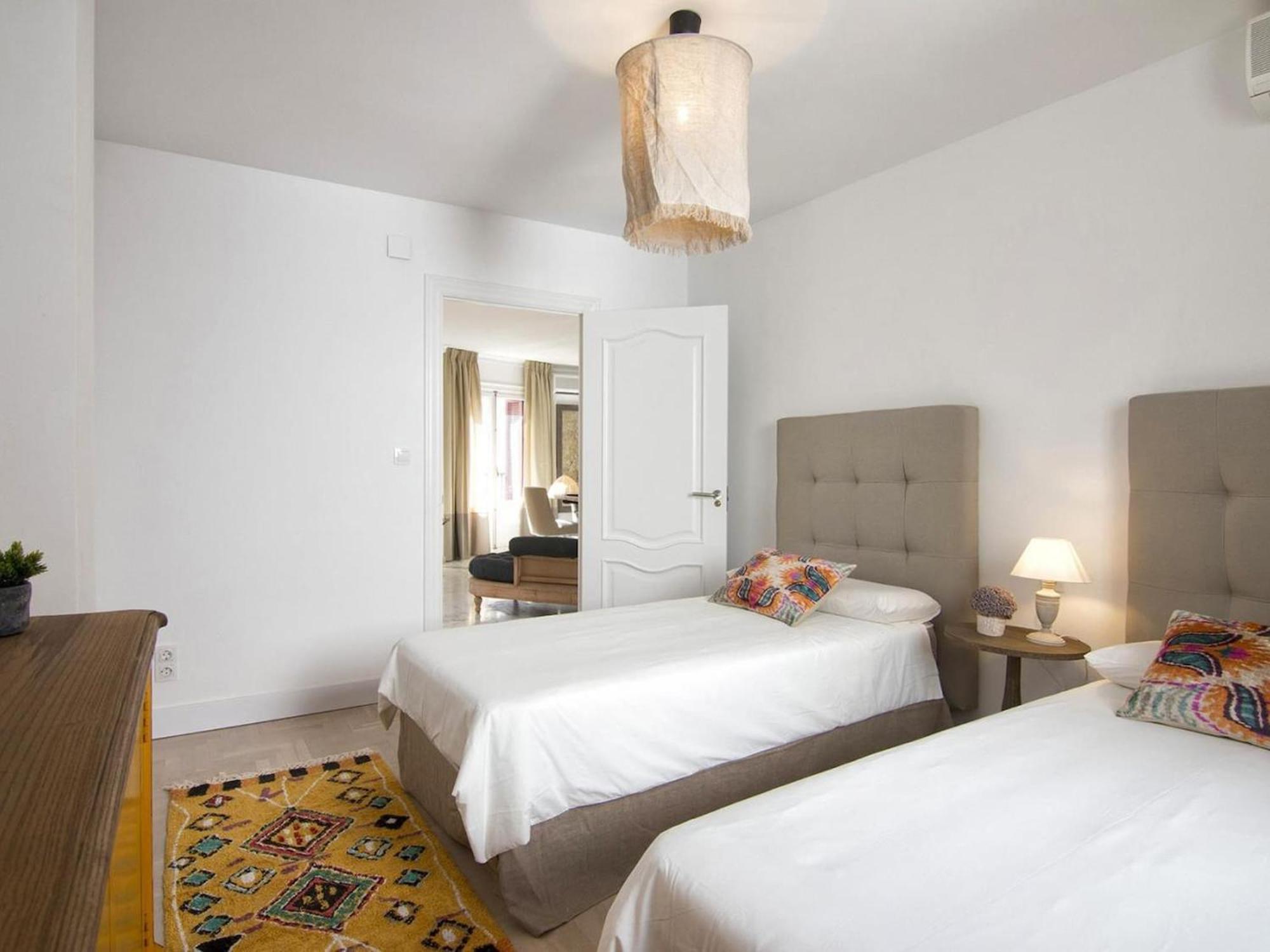 Glow And Elegant Apartment In Granada Center Free Parking Esterno foto
